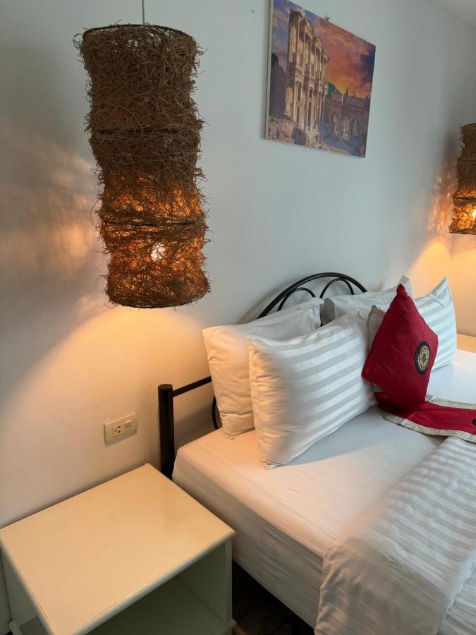 Istanbul Boutique Hotel Patong Extérieur photo
