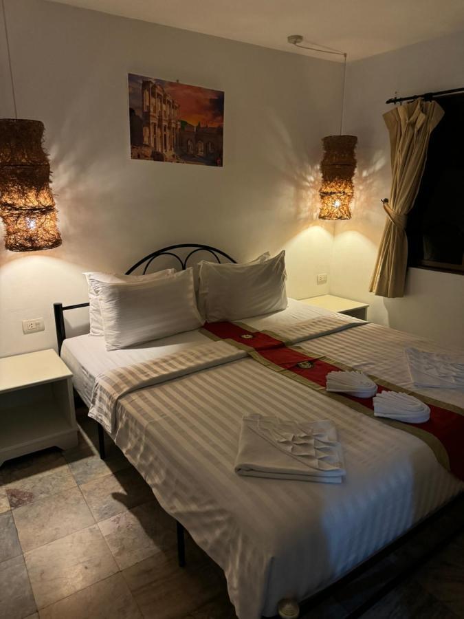 Istanbul Boutique Hotel Patong Extérieur photo
